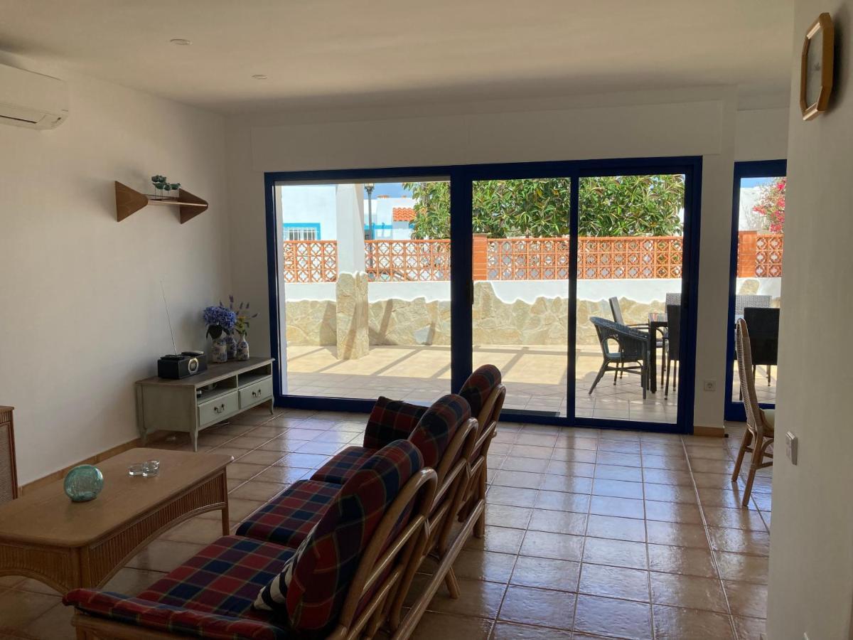 Beach House With The Heated Pool Next To Rocky Point Corralejo Exterior foto