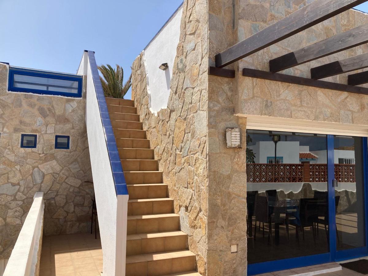 Beach House With The Heated Pool Next To Rocky Point Corralejo Exterior foto