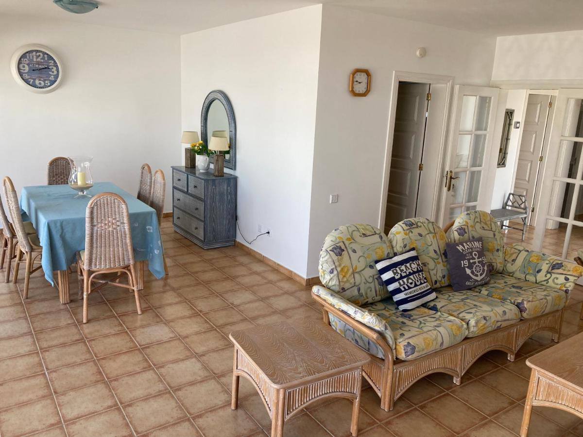 Beach House With The Heated Pool Next To Rocky Point Corralejo Exterior foto