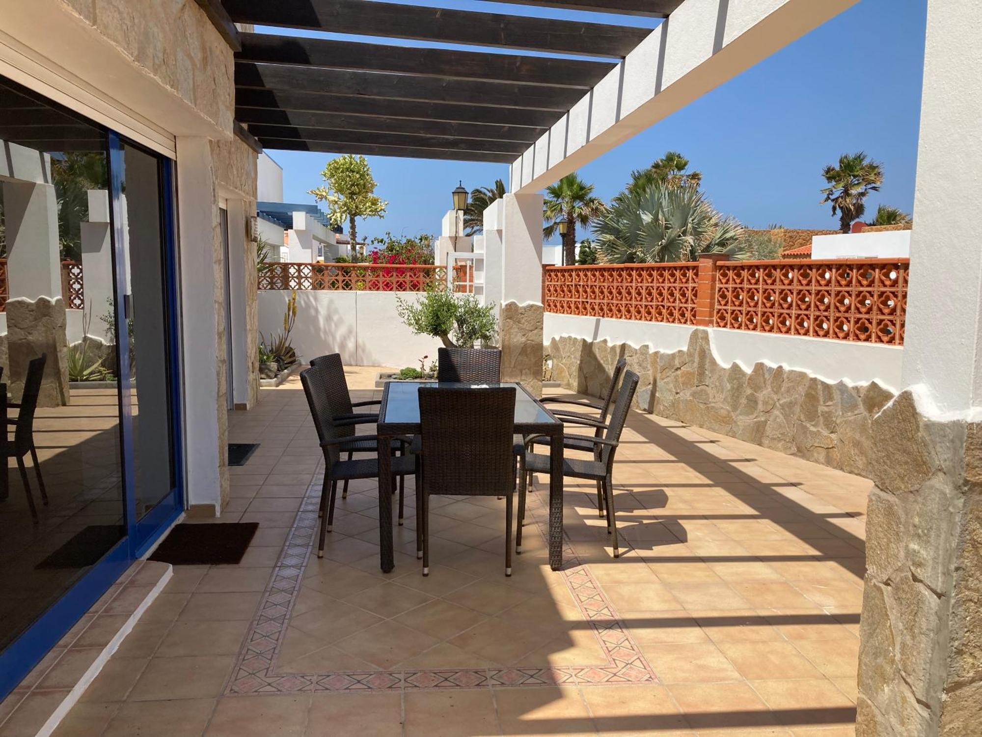 Beach House With The Heated Pool Next To Rocky Point Corralejo Exterior foto